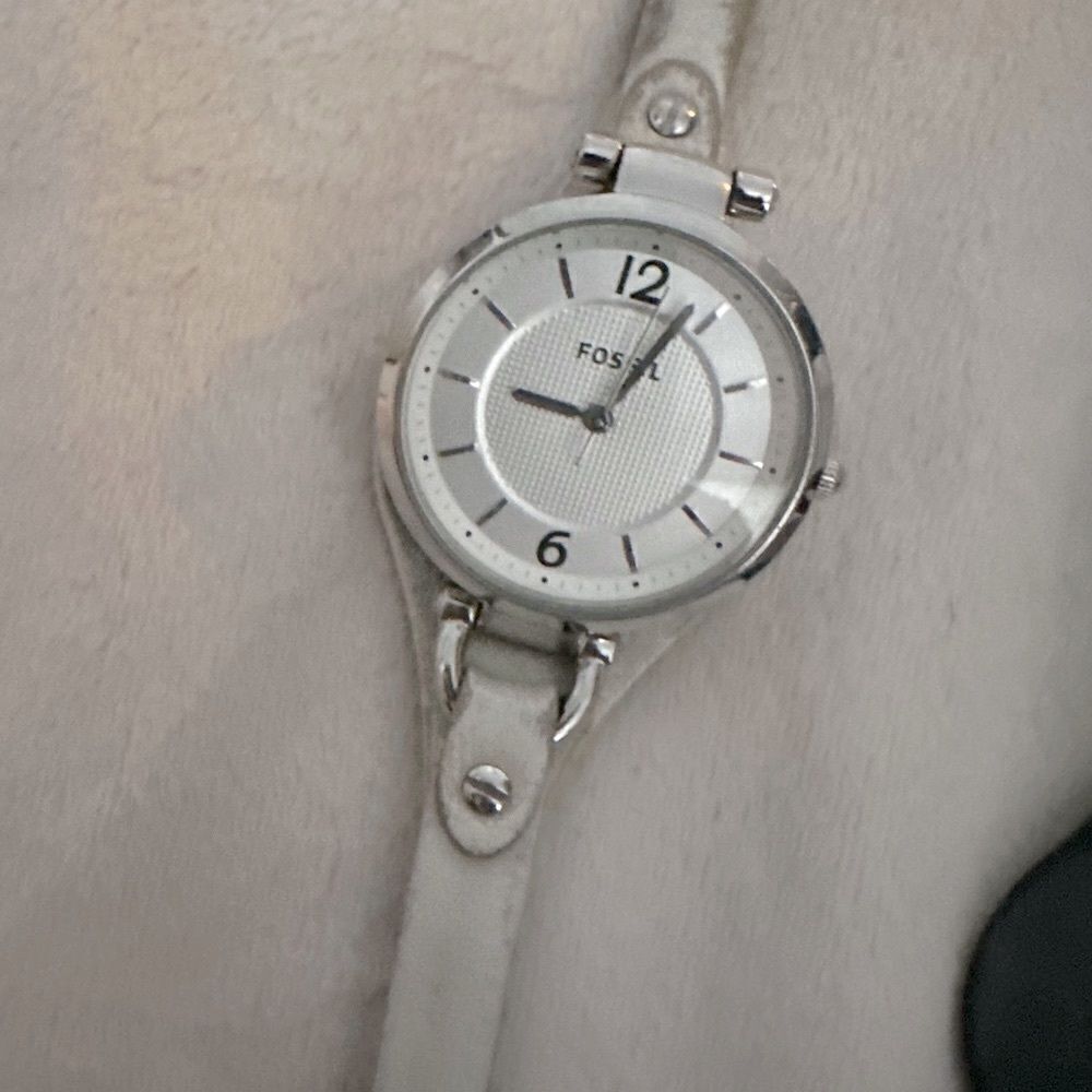 FOSSIL | Watch + Extra strap Bundle | 3 faces, 3 straps - Picture 3 of 9